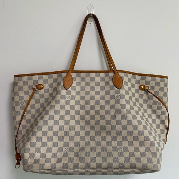 Louis Vuitton Handbags - Louis Vuitton GM Never Full Damier Tote Bag